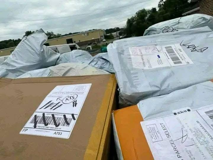 Buy Unclaimed Mail Pallets