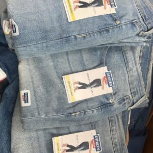 Buy Assorted Clothing Pallets for Women & Men – 150-200 Pieces for $500 | Bulk Fashion Liquidation - Image 3