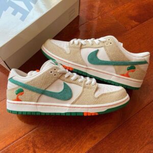 Buy Branded AIR FORCE Sneakers  Pallet 300 Authentic pairs – Limited Edition & Wholesale Deals! - Image 3