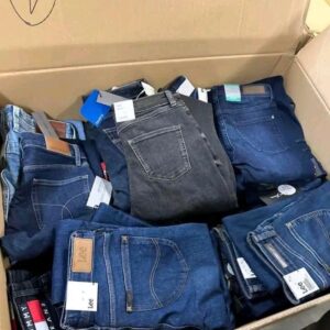 Buy Mixed Branded Zara & Levi’s Jeans – 200 pieces Premium Wholesale Denim for Men & Women - Image 4