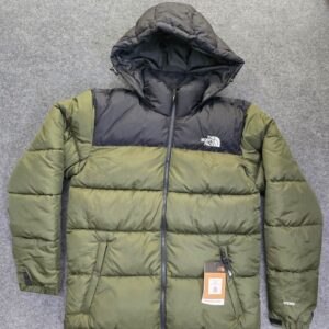 Buy North Face Jackets in Bulk – 100 Pieces per Pallet for $1600 - Image 7