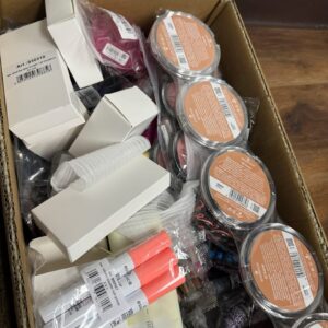 Buy Wholesale Makeup Pallets –300 Pieces of Mixed Brand Cosmetics - Image 3
