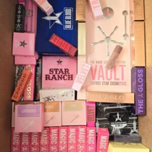 Jeffree star cosmetics pallet - 300 pieces - Image 4
