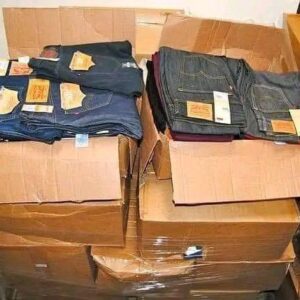 Buy Mixed Branded Zara & Levi’s Jeans – 200 pieces Premium Wholesale Denim for Men & Women - Image 6
