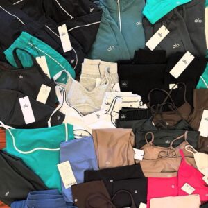 Mixed Lululemon Clothing Pallet for Sale – 300 Pieces for $500 | Best Liquidation Deal in the U.S. - Image 8