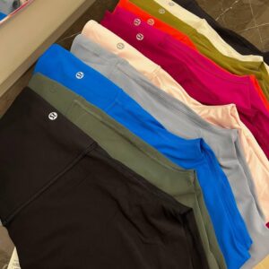 Mixed Lululemon Clothing Pallet for Sale – 300 Pieces for $500 | Best Liquidation Deal in the U.S. - Image 4