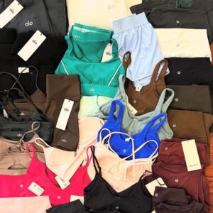Mixed Lululemon Clothing Pallet for Sale – 300 Pieces for $500 | Best Liquidation Deal in the U.S. - Image 12