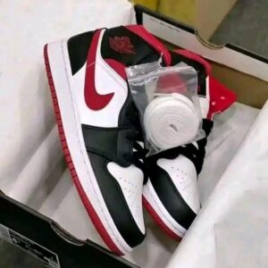 Buy Mixed Branded Nike & Jordan Sneakers 150 pieces – Authentic Pairs at Unbeatable Prices - Image 14