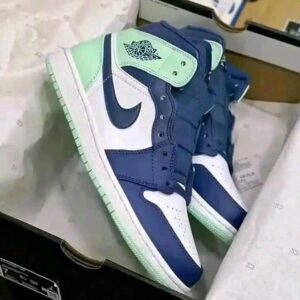 Buy Mixed Branded Nike & Jordan Sneakers 150 pieces – Authentic Pairs at Unbeatable Prices - Image 10